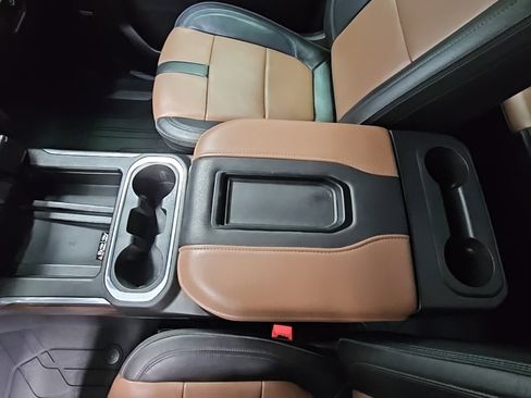 Used 2021 Chevrolet Silverado 1500 High Country w/ Technology Package image 23