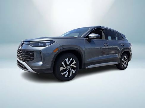 New 2025 Volkswagen Tiguan S image 2