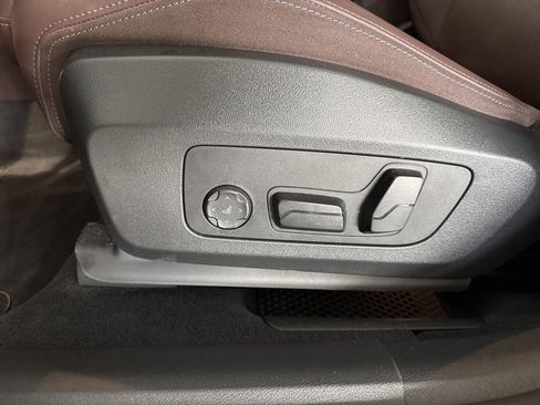 Used 2025 BMW X2 xDrive28i w/ Convenience Package image 14