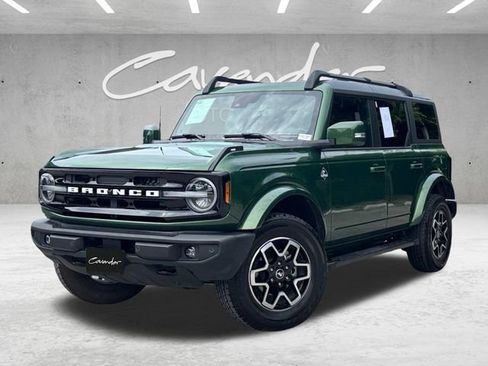 Used 2024 Ford Bronco Outer Banks AWD/4WD image 1