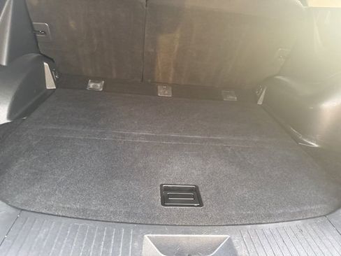 Used 2011 Nissan Rogue SV w/ Premium Pkg image 16