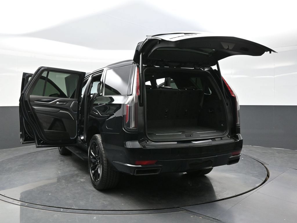 Certified 2022 Cadillac Escalade Sport w/ Touring Package AWD/4WD image 44
