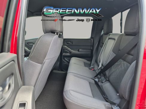 Used 2026 Nissan Frontier SV w/ SV Convenience Package RWD image 12