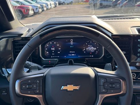 New 2026 Chevrolet Silverado 1500 High Country AWD/4WD image 34