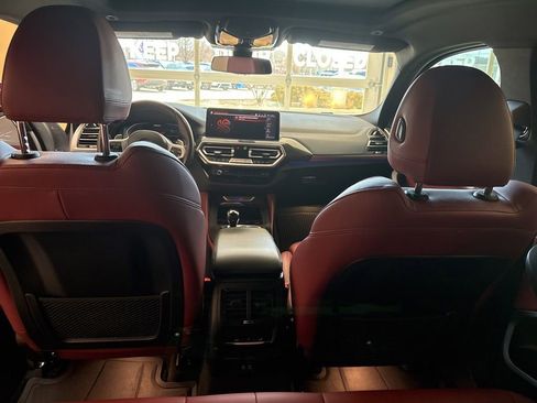 Used 2023 BMW X4 M40i w/ Premium Package image 27