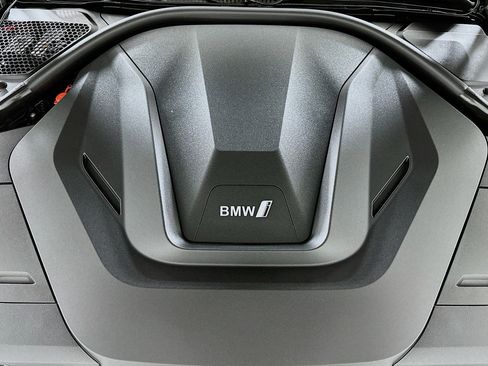 Used 2024 BMW i4 M50 w/ Premium Package image 32