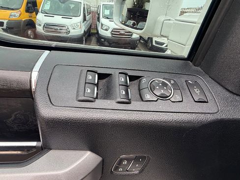 Used 2019 Ford F350 Platinum w/ Platinum Ultimate Package image 34