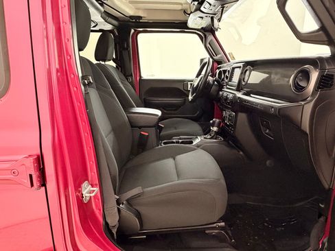 Used 2022 Jeep Wrangler Unlimited Sport AWD/4WD image 29