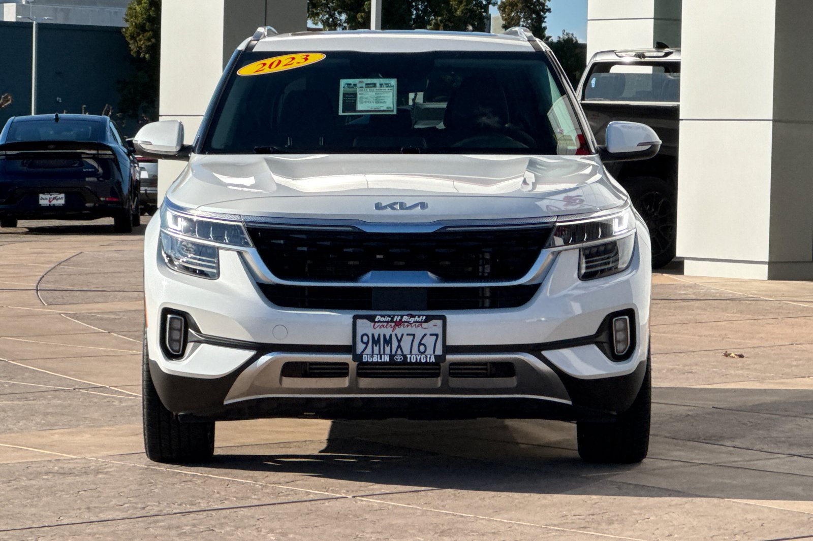 Used 2023 Kia Seltos SX w/ SX Sunroof Package AWD/4WD image 10