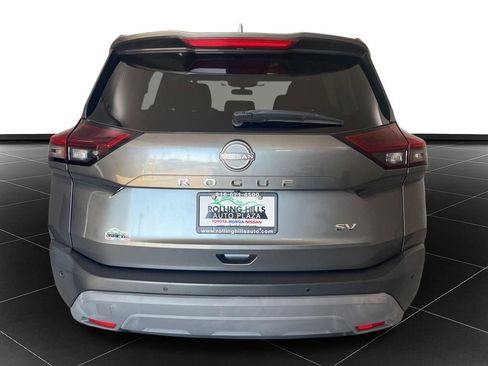 Used 2022 Nissan Rogue SV FWD image 4