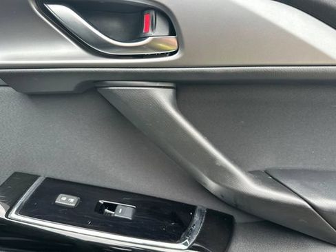 Used 2022 MAZDA CX-9 Sport AWD/4WD image 19