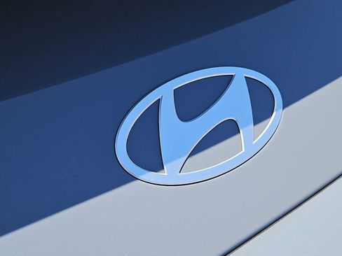 Certified 2024 Hyundai Ioniq 6 Limited RWD image 11