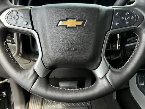 Used 2015 Chevrolet Silverado 2500 LTZ AWD/4WD image 28