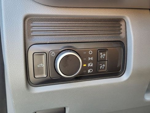 Used 2024 Ford F250 XL AWD/4WD image 28