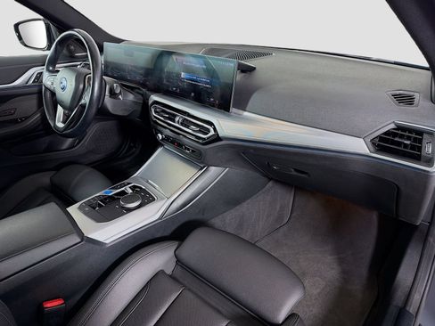 Used 2023 BMW i4 eDrive35 w/ Premium Package RWD image 32
