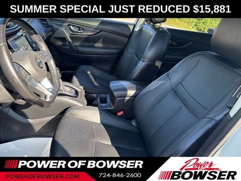 Used 2017 Nissan Rogue SL w/ SL Premium Package AWD/4WD image 8