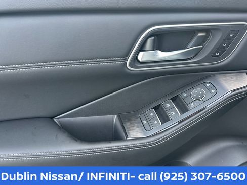 New 2026 Nissan Rogue Platinum w/ Tech Package AWD/4WD image 12