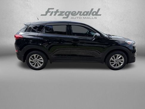 Used 2017 Hyundai Tucson SE FWD image 3