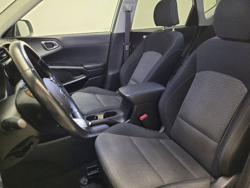 Used 2020 Kia Soul EX image 17