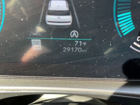 Used 2025 Hyundai Santa Fe SEL image 35