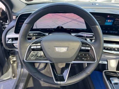 Certified 2024 Cadillac Lyriq Luxury AWD/4WD image 16