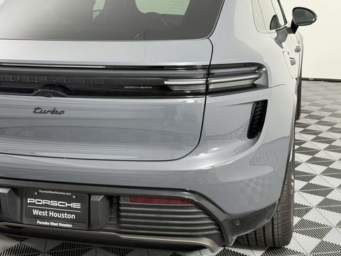 New 2025 Porsche Macan Turbo Electric image 13