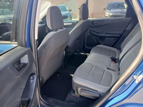 Used 2022 Ford Escape SE w/ Cold Weather Package AWD/4WD image 11