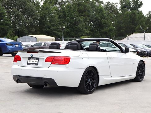 Used 2011 BMW 335i Convertible RWD image 12