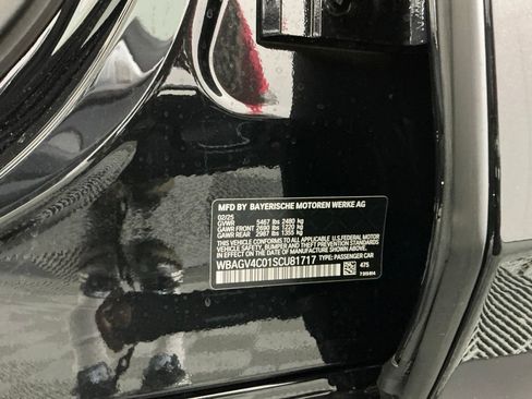 Certified 2025 BMW 840i xDrive AWD/4WD image 33
