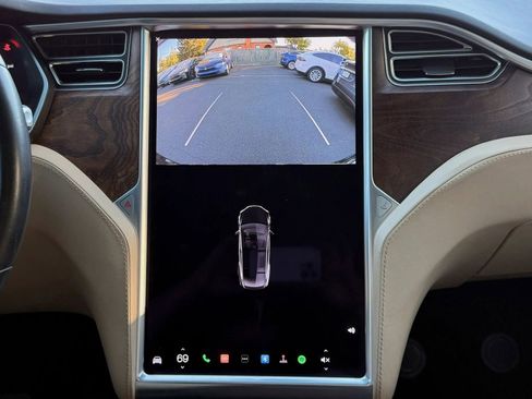 Used 2017 Tesla Model X 100D AWD/4WD image 17