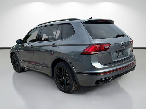 Used 2023 Volkswagen Tiguan SE R-Line FWD image 5