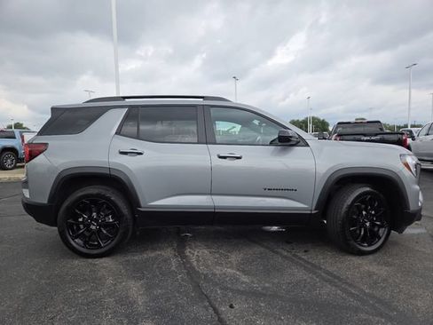 Used 2026 GMC Terrain Elevation w/ Black Edition AWD/4WD image 18