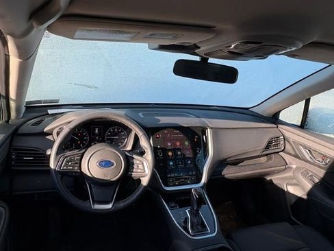 Used 2023 Subaru Outback Premium image 11