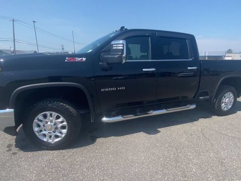 Certified 2024 Chevrolet Silverado 2500 LTZ w/ LTZ Plus Package AWD/4WD image 6
