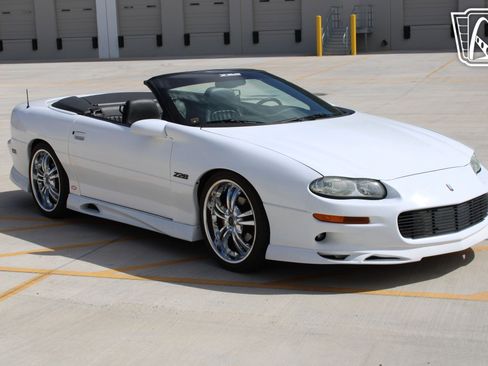 Used 2000 Chevrolet Camaro Z28 image 5