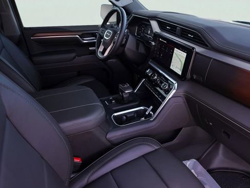 Used 2025 GMC Sierra 1500 Denali image 32