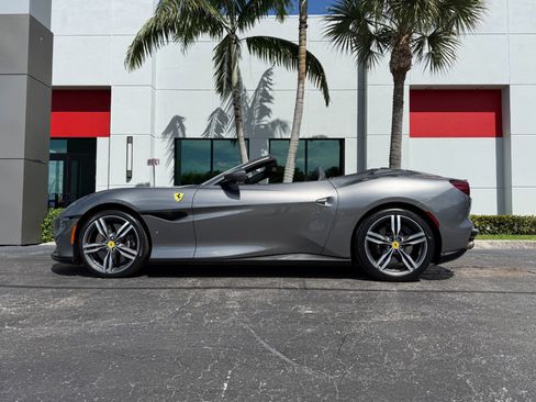 Used 2022 Ferrari Portofino M RWD image 8