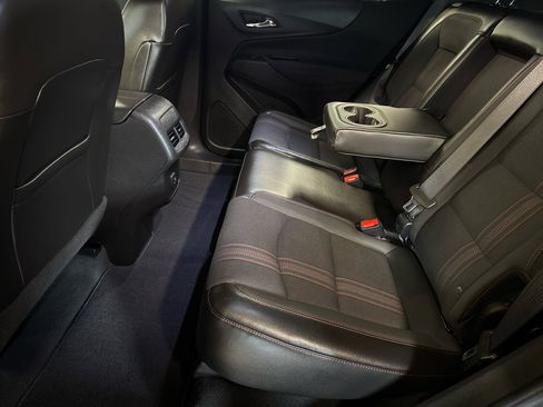 Used 2022 Chevrolet Equinox RS image 23