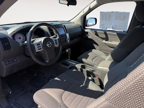 Used 2019 Nissan Frontier Desert Runner image 15