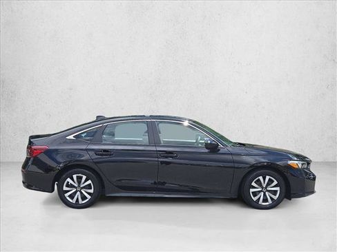 Used 2025 Honda Civic LX image 4