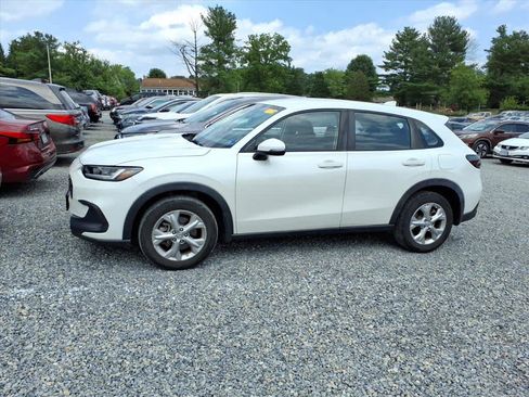 Used 2023 Honda HR-V LX image 3