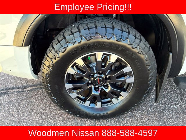 Used 2021 Nissan Titan PRO-4X w/ Pro-4x Utility Package AWD/4WD image 11