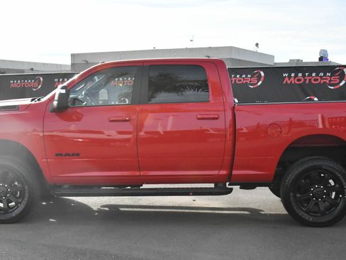 Used 2024 RAM 2500 Big Horn w/ Night Edition image 4