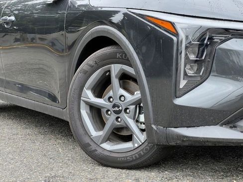 Certified 2025 Kia K4 FWD image 2