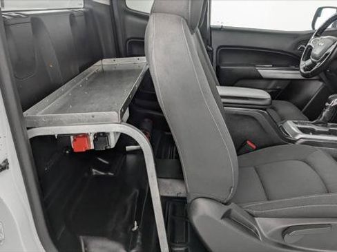 Used 2022 Chevrolet Colorado LT w/ Fleet Safety Package RWD image 22