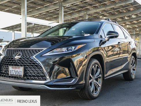 Used 2021 Lexus RX 350L Premium w/ Premium Package image 3