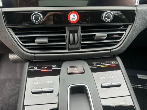 Used 2026 Porsche Macan Turbo image 24