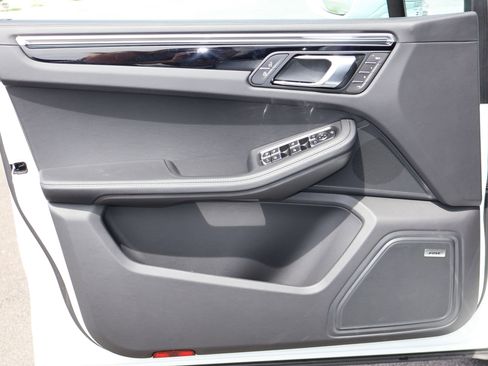 New 2026 Porsche Macan S AWD/4WD image 13