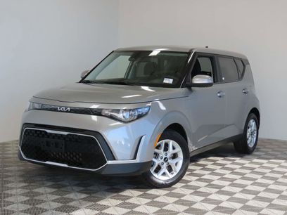 Used 2023 Kia Soul LX w/ Option Group 015