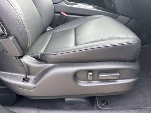 Used 2025 Honda Ridgeline RTL image 13